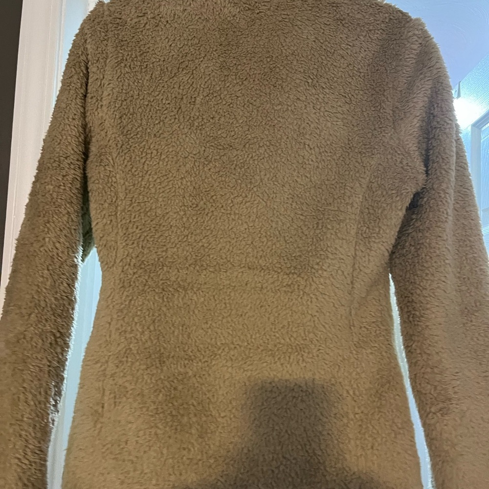 Patagonia zip up.